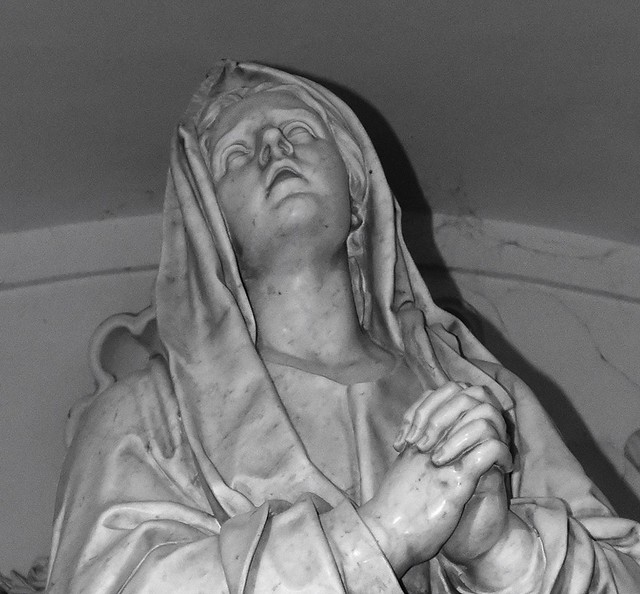 Capua - Cripta della Cattedrale - Busto della Madonna Addolorata attribuito al Canova o alla sua Scuola.