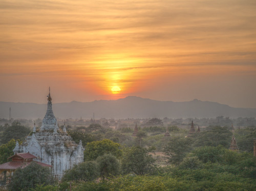 sunset myanmar bagan