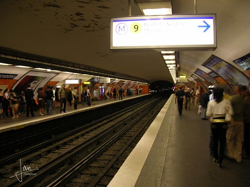 Paris - Metro Trocadro