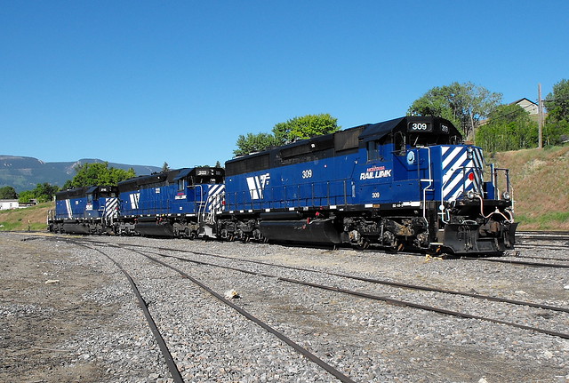 Montana Rail Link  MRL 309, 322 (SD45-2R)