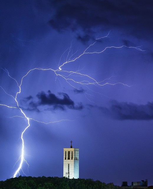 The lightning and the church [EXPLORED]