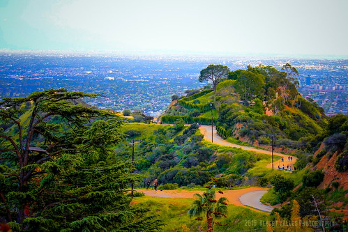 california ca cali losangeles spring hiking jogging runyoncanyon cityview photomatix hdrphotography discoverla