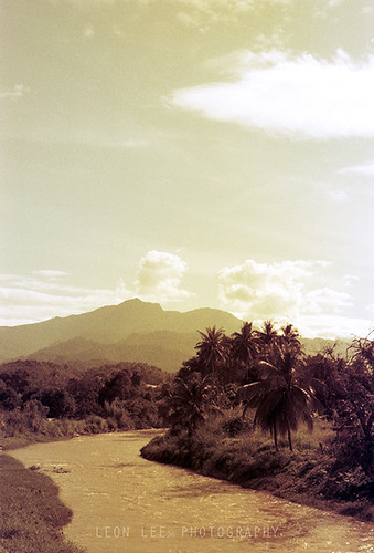 lomography redscale 100 by leonlee28, Lomography Redscale 100
Nikon F80
Nikon 50mm f1.8
ASA @ 40
scan & develop by Darkroom8sky cloud 