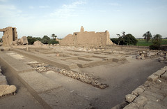 Ramesseum: First courtyard and Palace