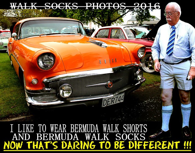Walk socks Photos Bermuda socks old car   51