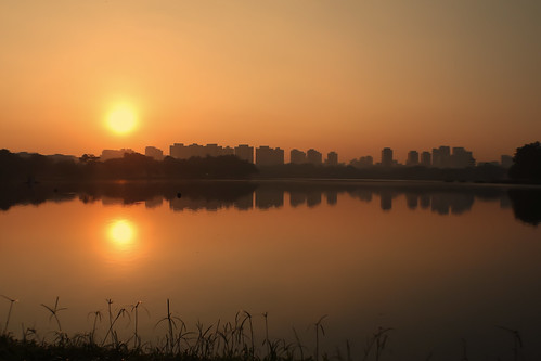 lake reflection sunrise singapore earlymorning juronglakepark