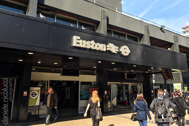 Euston Station, Outside