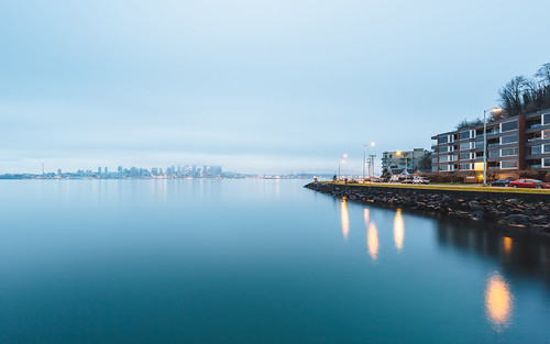 longexposure seattle cityscape reflection water smooth overcast morning pacificnorthwest canoneos5dmarkiii canonef1635mmf4lis bwnd1000x washington
