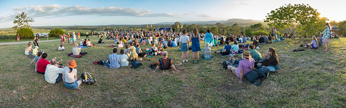concert live australia event queensland hilltop sunshinecoast musicfestival folkfestival woodford hinterland sunsetindianconcert