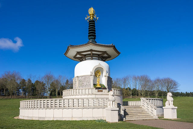 Peace Pagoda, Willen Lake