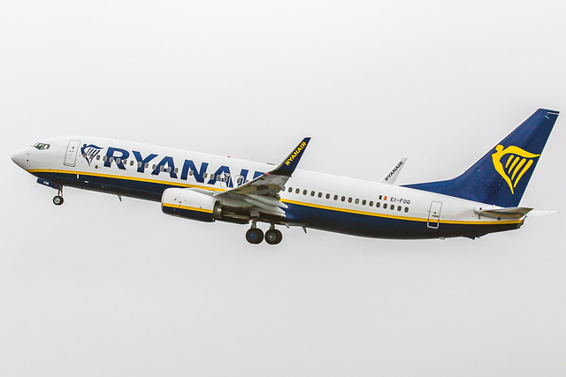 Ryanair l EI-FOG l Boeing 737-8AS