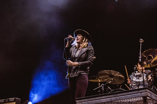 Dead Sara