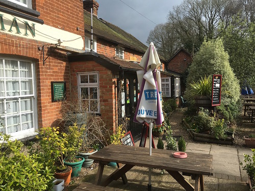 The Jolly Woodman Gerrards Cross to Cookham walk