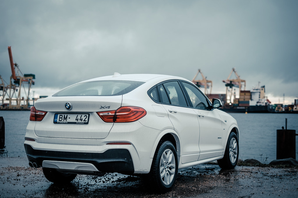 Image of BMW X4 2016
