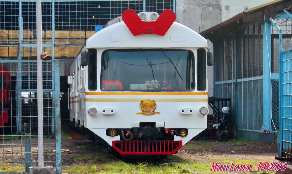 Sriwijaya inspection DMU | KAIS Sriwijaya sebagai kereta khu… | Flickr