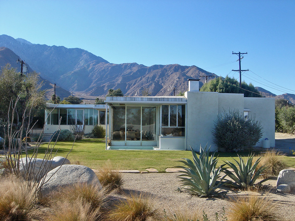 Miller House in Palm Springs