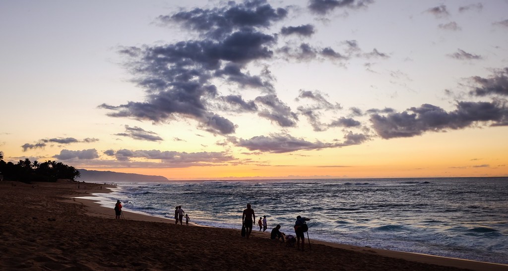 Sunset Beach, Oahu Hawaii  35-366/2016