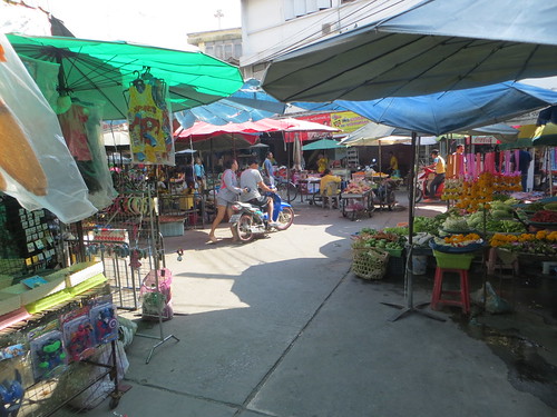 food thailand market asiatrip 2015 uthong gadventures southeastasiauncovered