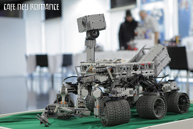 Cafe Neu Romance 2012: LEGO Group (DNK): LEGO MINDSTORMS NASA Curiosity Mars Rover
