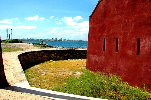 iledegoree senegal africa photo digital autumn fall afternoon fortification fort fortrerss dakar oceanview skyline history colonialism imperialism french worldheritagesite