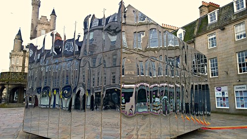 Castlegate reflections 1 | Golux. | Flickr