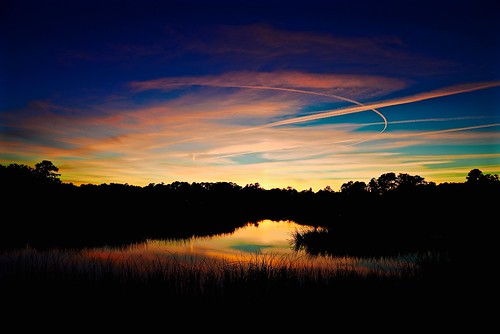 pink november blue autumn sunset cloud reflection fall sc water silhouette clouds creek reflections nikon south southcarolina bluesky marsh beaufort vaportrails carolinas 2015 beaufortcounty nikon2485 batterycreek nikond610