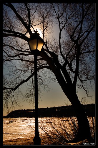 L'allumeur de réverbère by Fotosix
