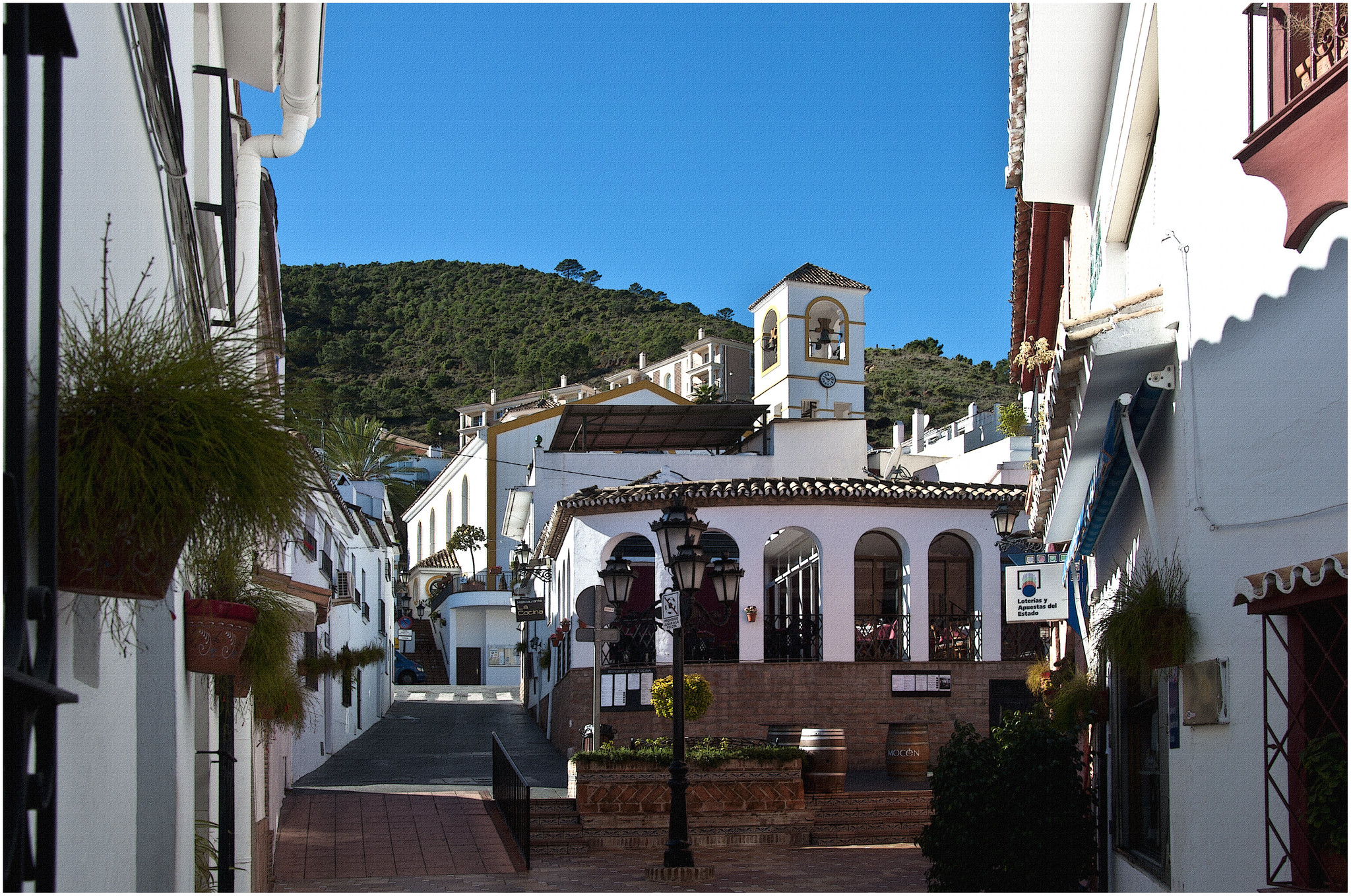 0073-LA IGLESIA DE BENAHAVÍS