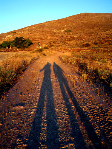 shadow sunrise spain espanha shadows camino path caminhodesantiago sombras caminodesantiago