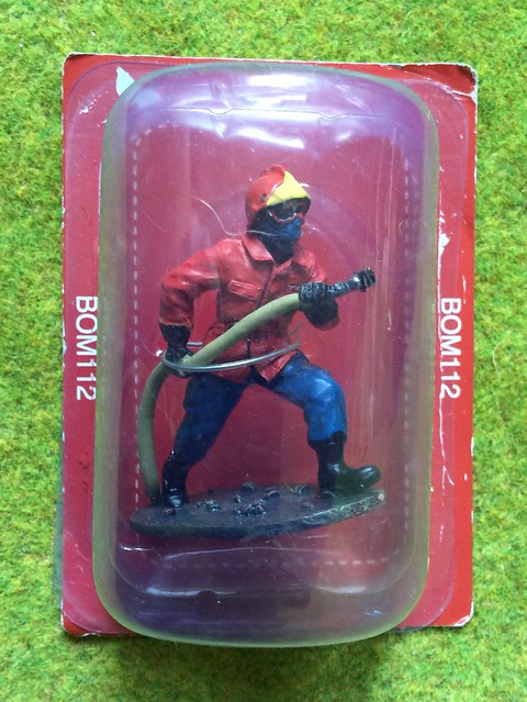 Del Prado Firefighters Of The World Collection -  BOM 12 - Portugal - Bombeiro