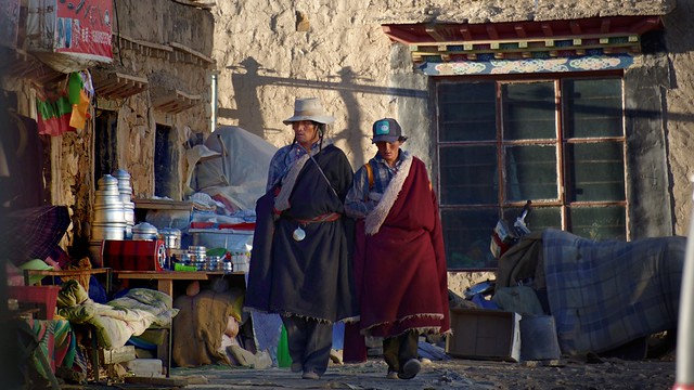 Shopping Nomads, Tibet 2015