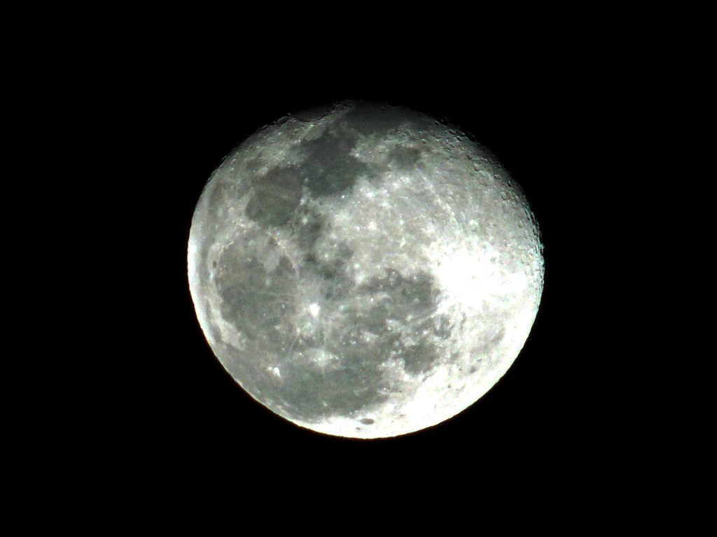 Full moon 24Apr16
