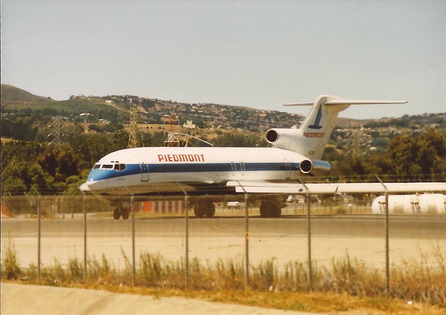 Piedmont Airlines 727 taxiing for takeoff at San Francisco International Airport (SFO) - June 1987