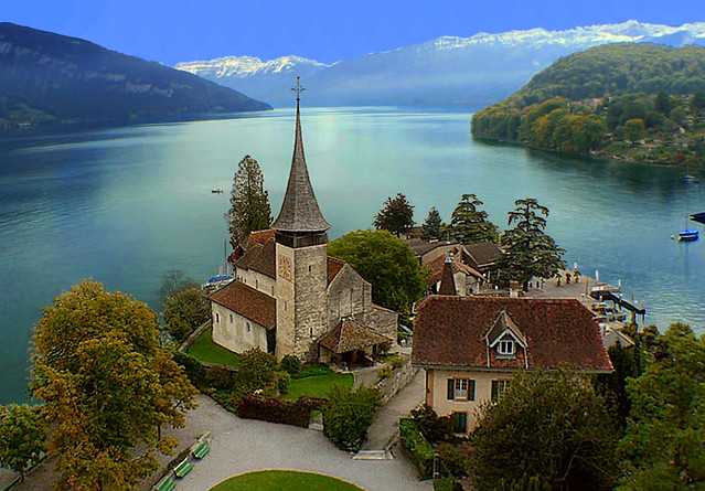 SWITZERLAND - Spiez and Thun lake