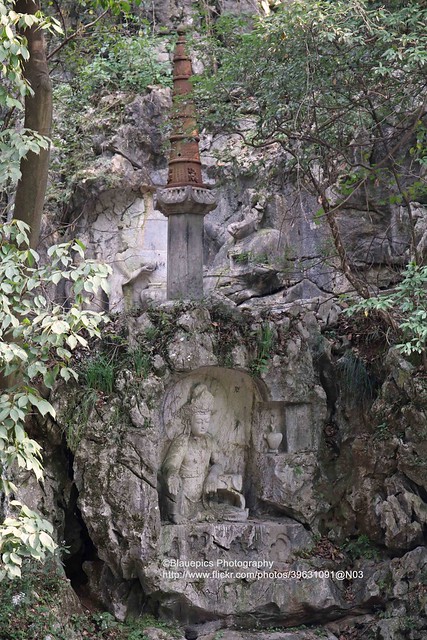 Hangzhou, Feilai Feng grottoes near Lingyin temple