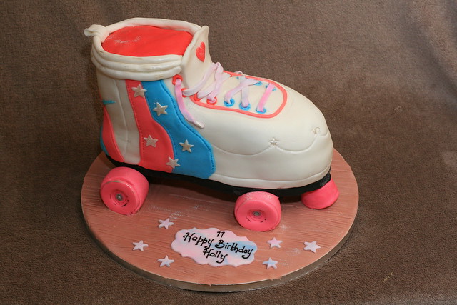 Roller skate cake
