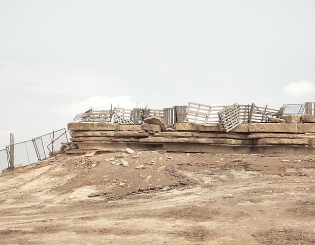 The land#5 (diptych), 2011. About the tendency of human beings to appropriate the land, to set limits and restrict movement of the others. #cosasquefotografio #ibanramonphoto #theland #ibanramon