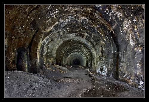 abandoned car underground concrete rust tunnel dismantledrailway glenfarg perthkinross glenfargline glenfargsouthtunnel