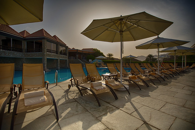 hatta fort hotel gazebo pool (11)