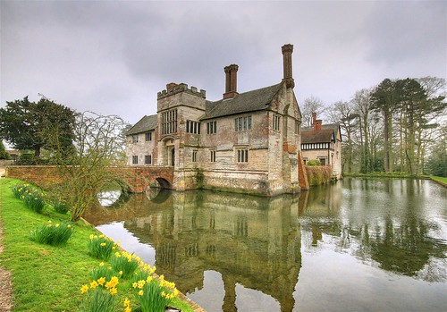 Baddesley Clinton - Moated Manor House by Nala Rewop