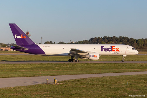 FedEx "Sofia" | 1993 Boeing 757-222F | cn 26705, ln 556 | N988FD | by DeanIn757