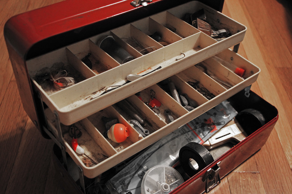 Week 4 in 2016 - What's Inside, My dad's old tackle box.