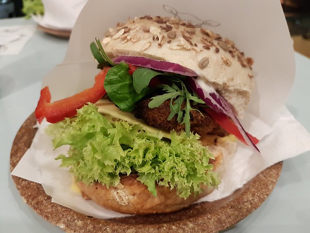 Seitanex-burgare på Krowarzywa Vegan Burger