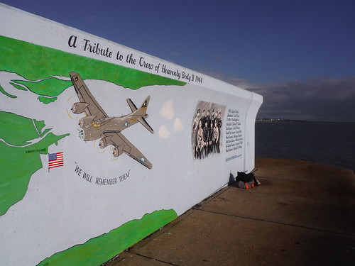 B17-G Aircraft Collision Mural, southeast corner of Canvey Island SWC Walk 258 Benfleet Circular (via Canvey Island)