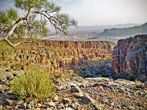 canyon oman wadi shams theview jebel jabal hamra alhamra addakhiliyah