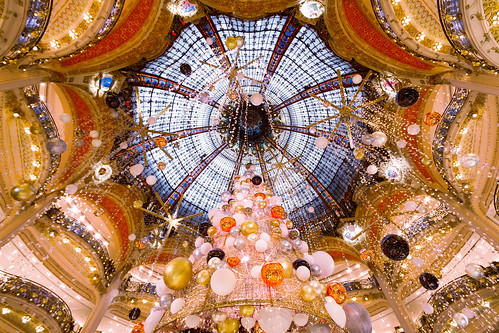Paris, France. Merry Xmas :) | by O.Ortelpa