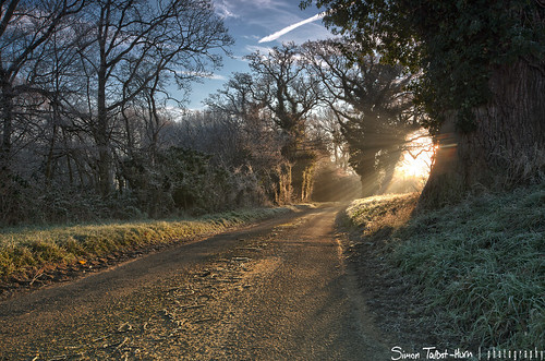 winter light england sunlight cold landscape suffolk nikon frost village sunrays hdr simontalbothurnphotography
