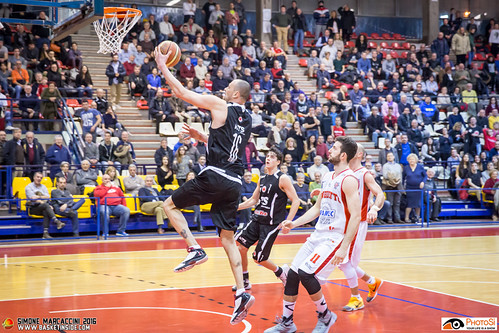 Foiera | by BasketInside.com