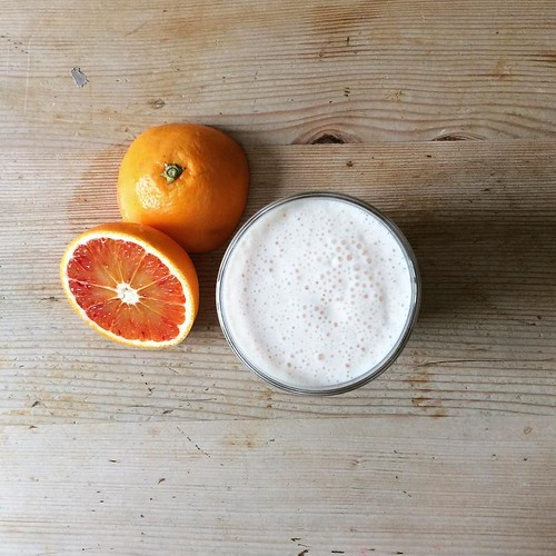 Orangen-Kefirdrink mit Sanddorn 1 Orange auspressen und zu… | Flickr