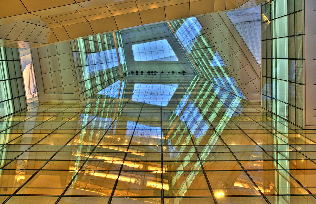 Glass Vortex by DanielKHC